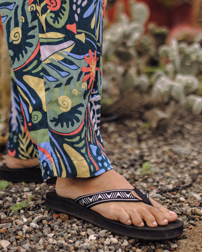 Malibu Flip Flop - Trail Monochrome